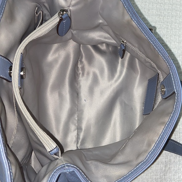 Coach F19044 Penelope shoulder bag - Picture 14 of 16